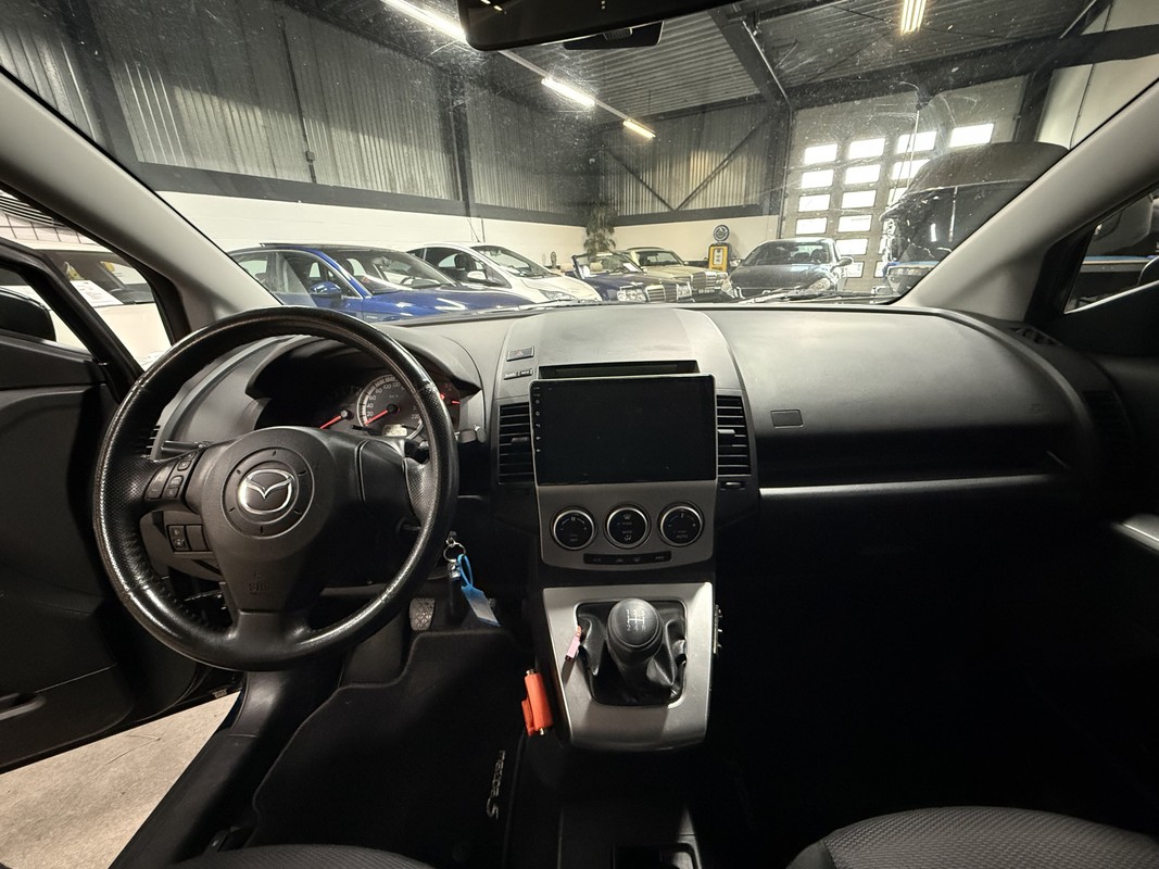 Mazda 5