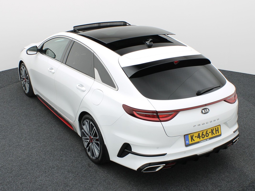 Kia ProCeed