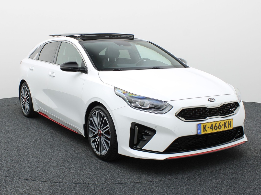Kia ProCeed