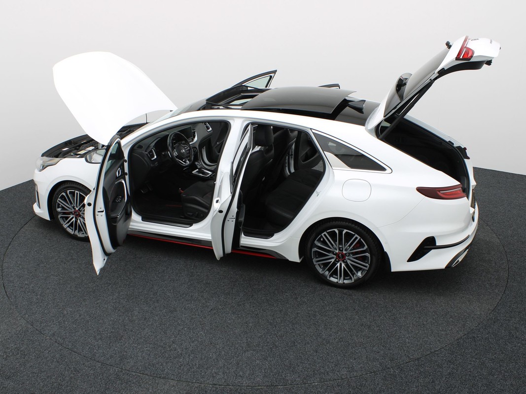 Kia ProCeed