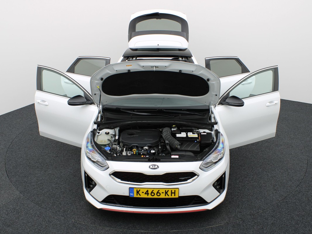 Kia ProCeed