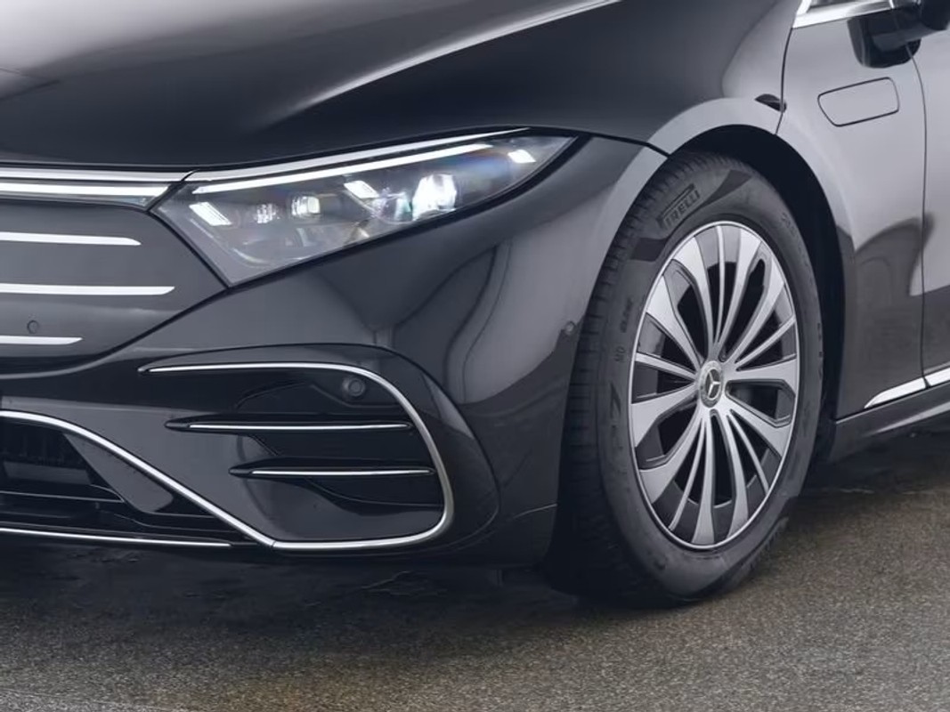 Mercedes-Benz EQS