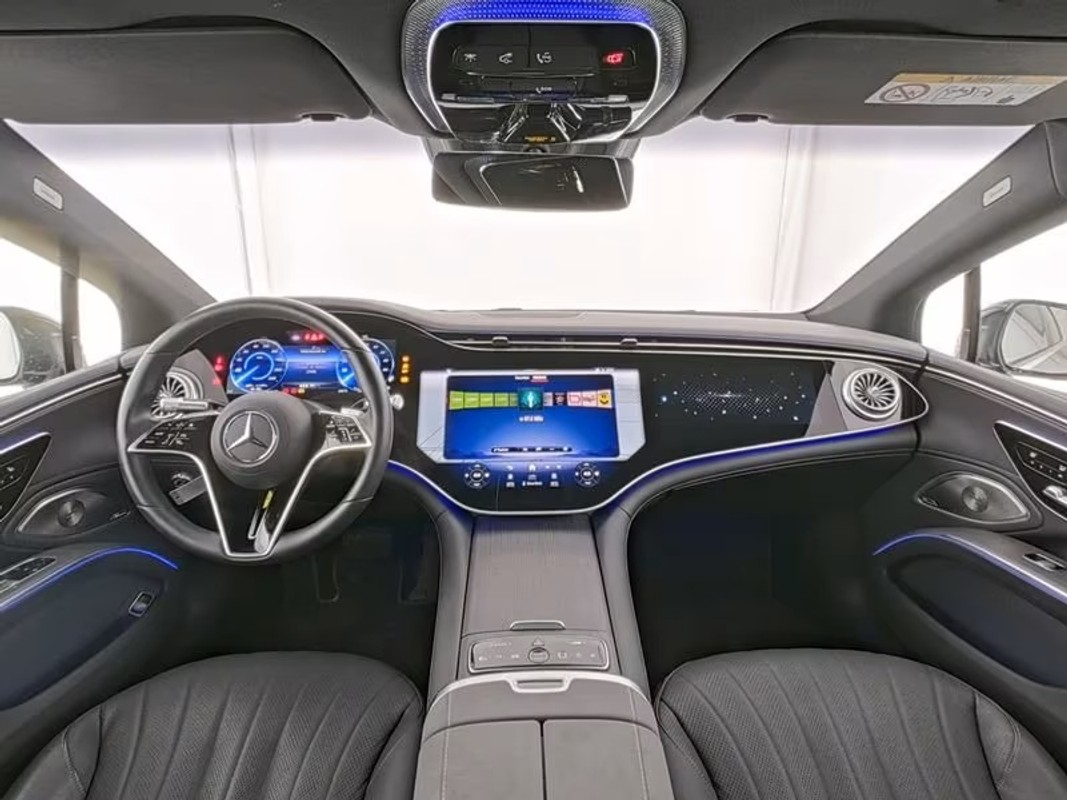Mercedes-Benz EQS