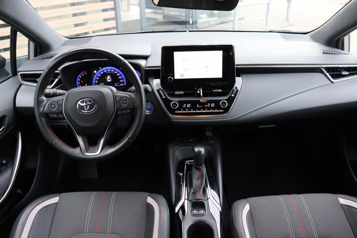 Toyota Corolla Touring Sports