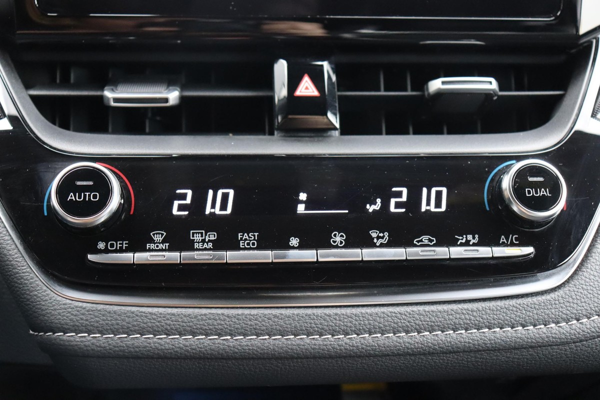 Toyota Corolla Touring Sports