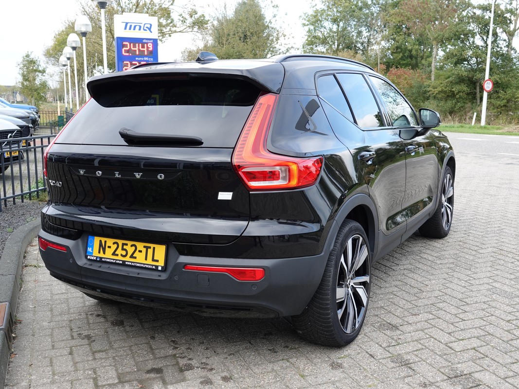 Volvo XC40