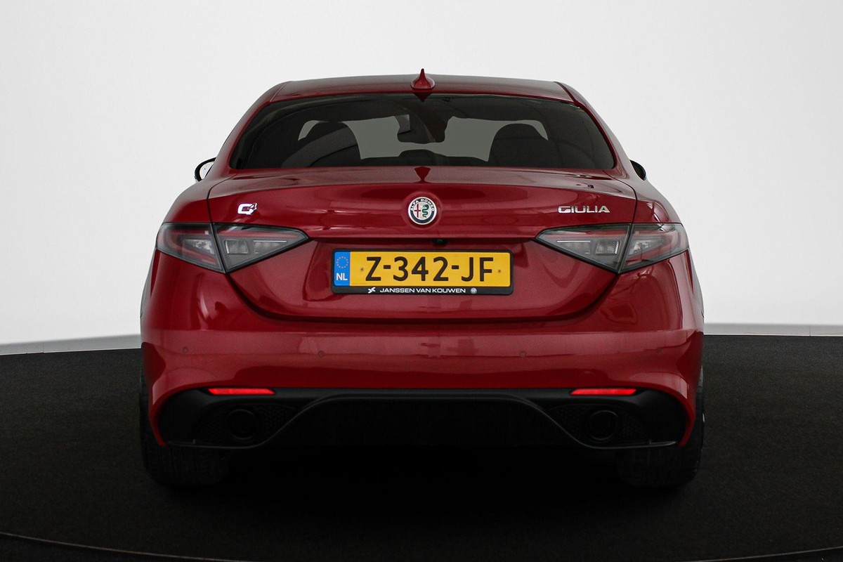 Alfa Romeo Giulia