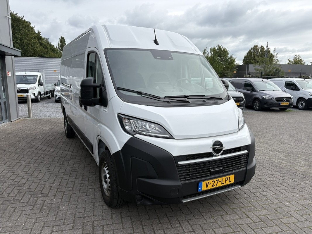 Opel Movano-e