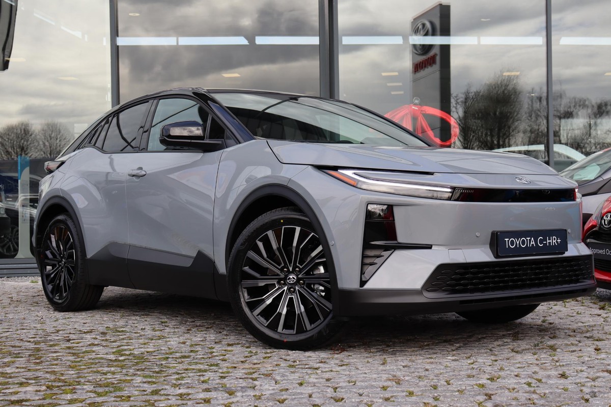 Toyota C-HR+