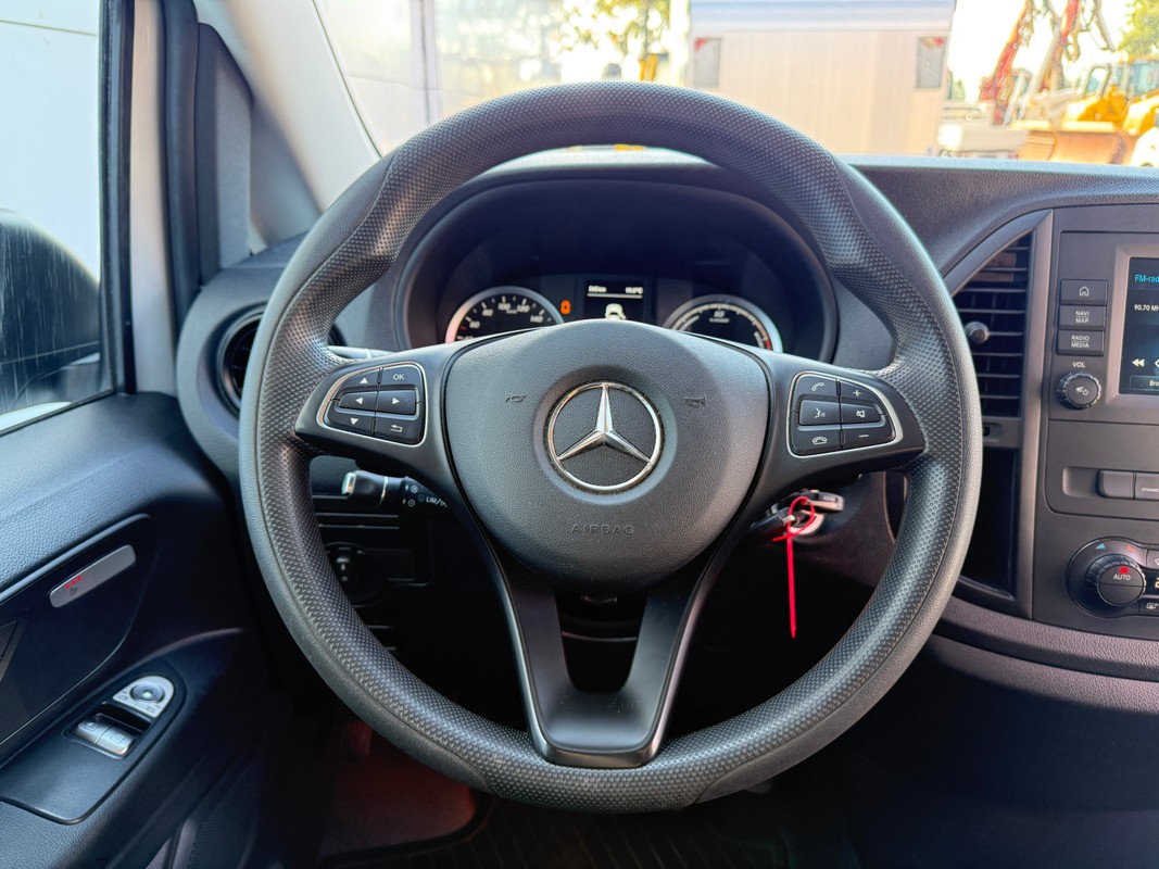 Mercedes-Benz eVito