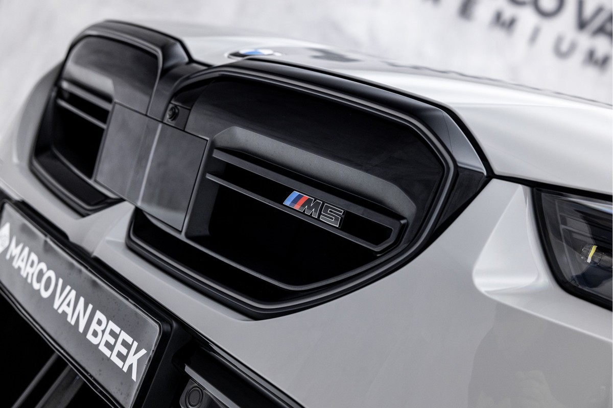 BMW M5