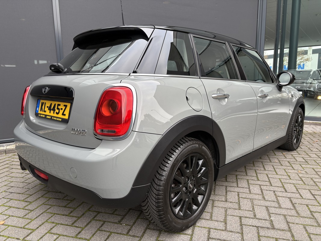 MINI 5-Deurs