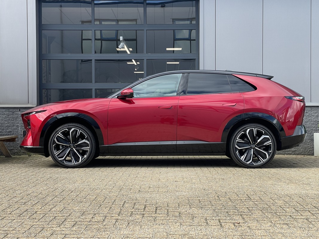 Mazda CX-6e