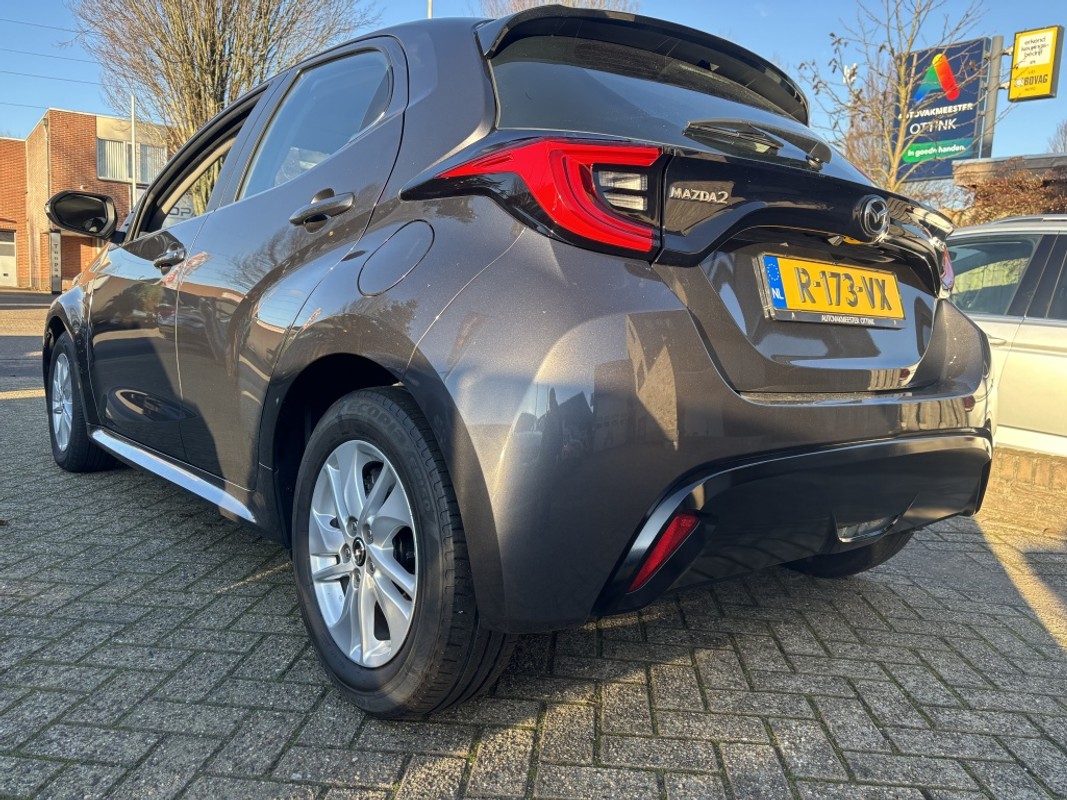Mazda 2 Hybrid
