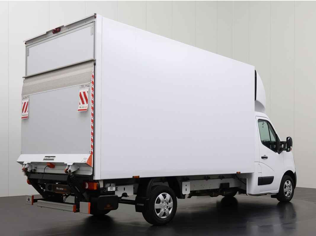 Nissan Interstar