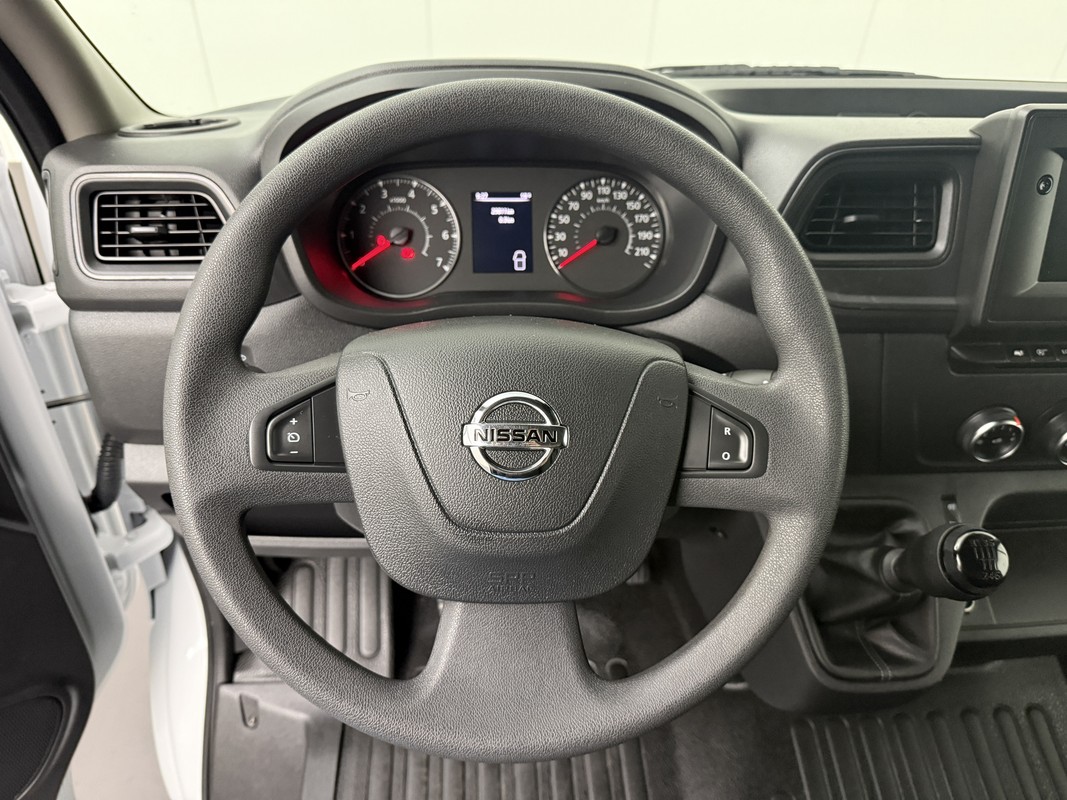 Nissan Interstar