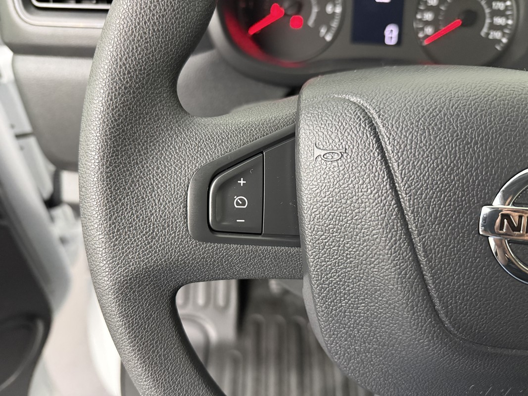 Nissan Interstar