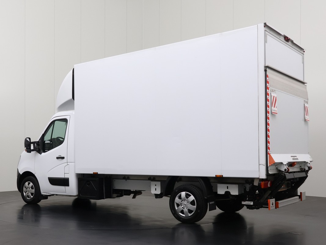 Nissan Interstar