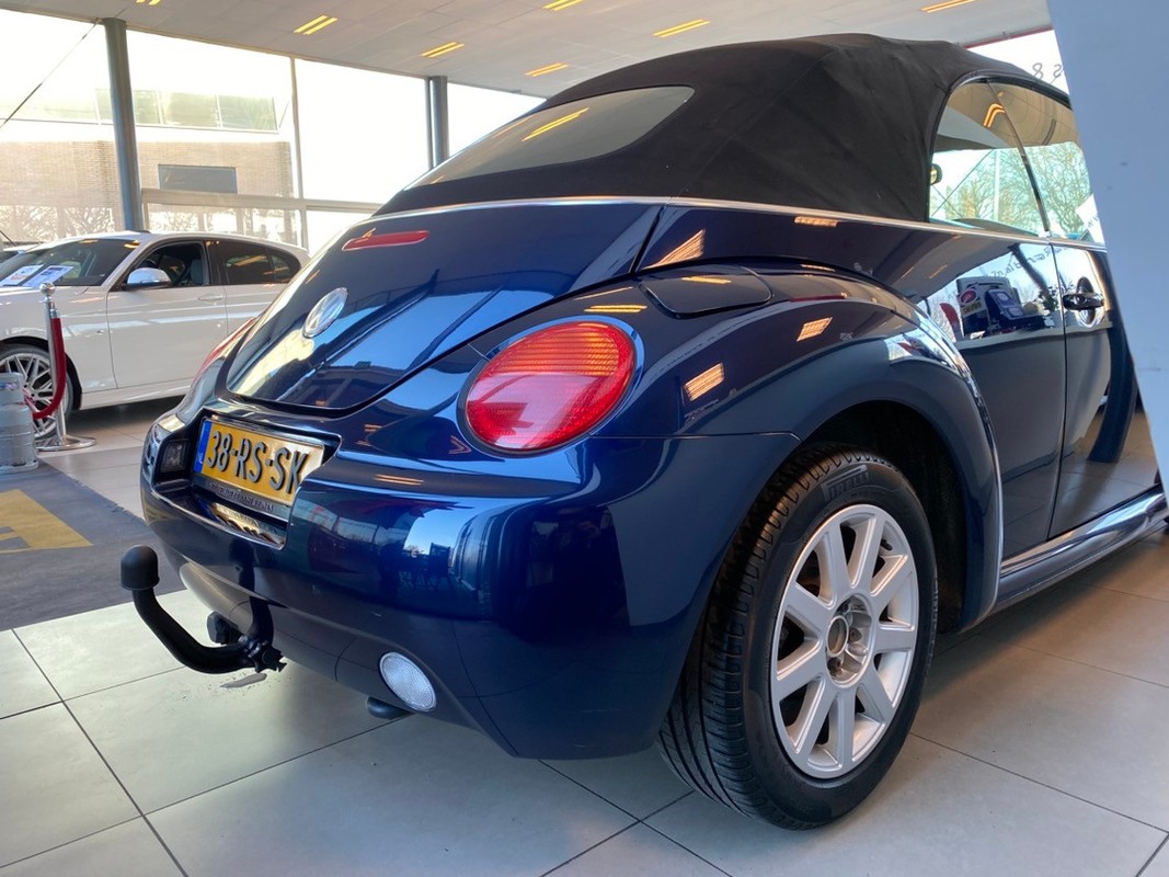 Volkswagen New Beetle