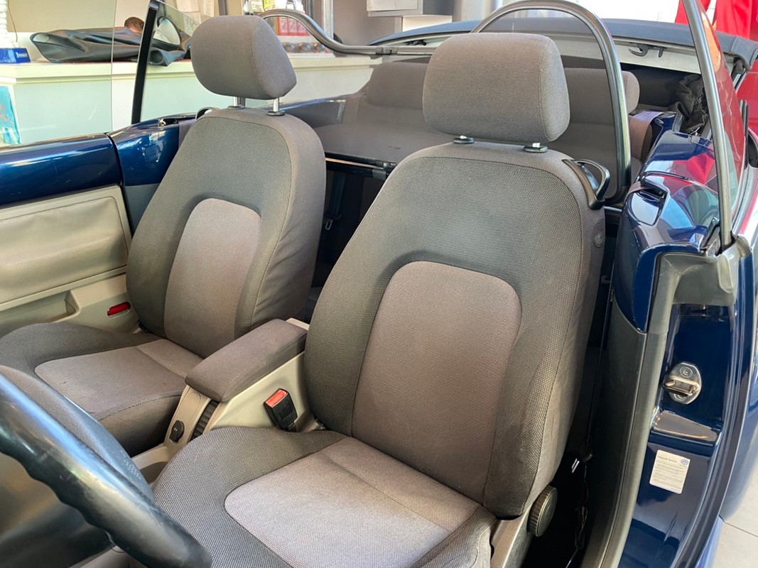 Volkswagen New Beetle