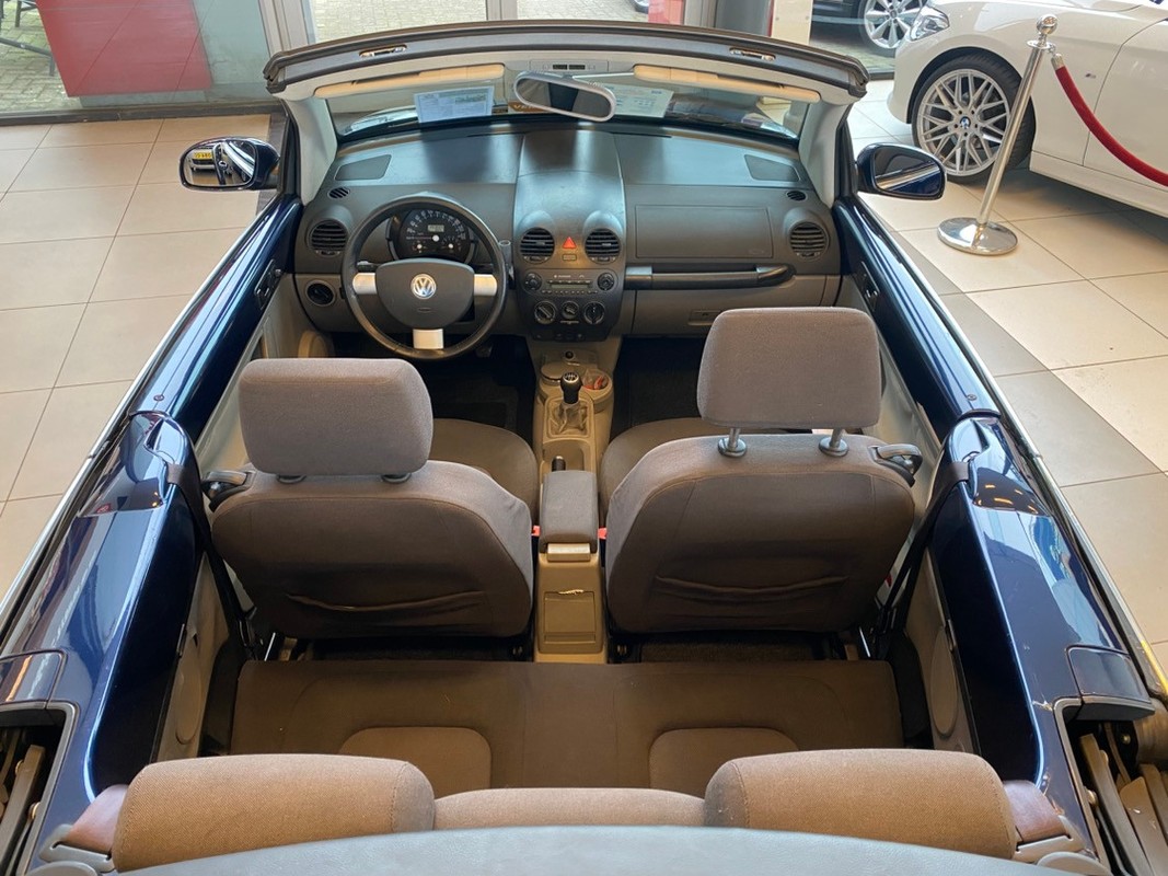 Volkswagen New Beetle