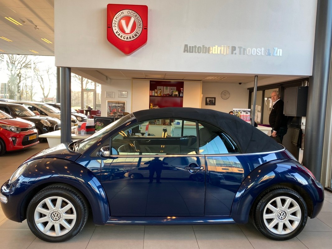 Volkswagen New Beetle