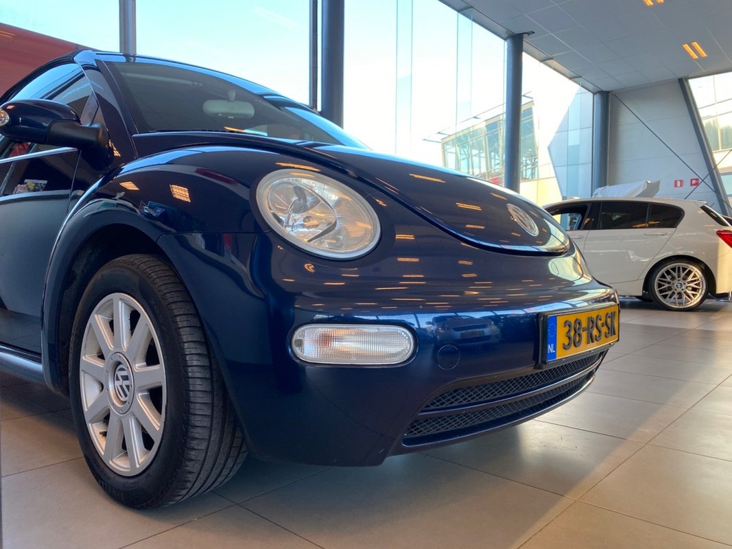 Volkswagen New Beetle