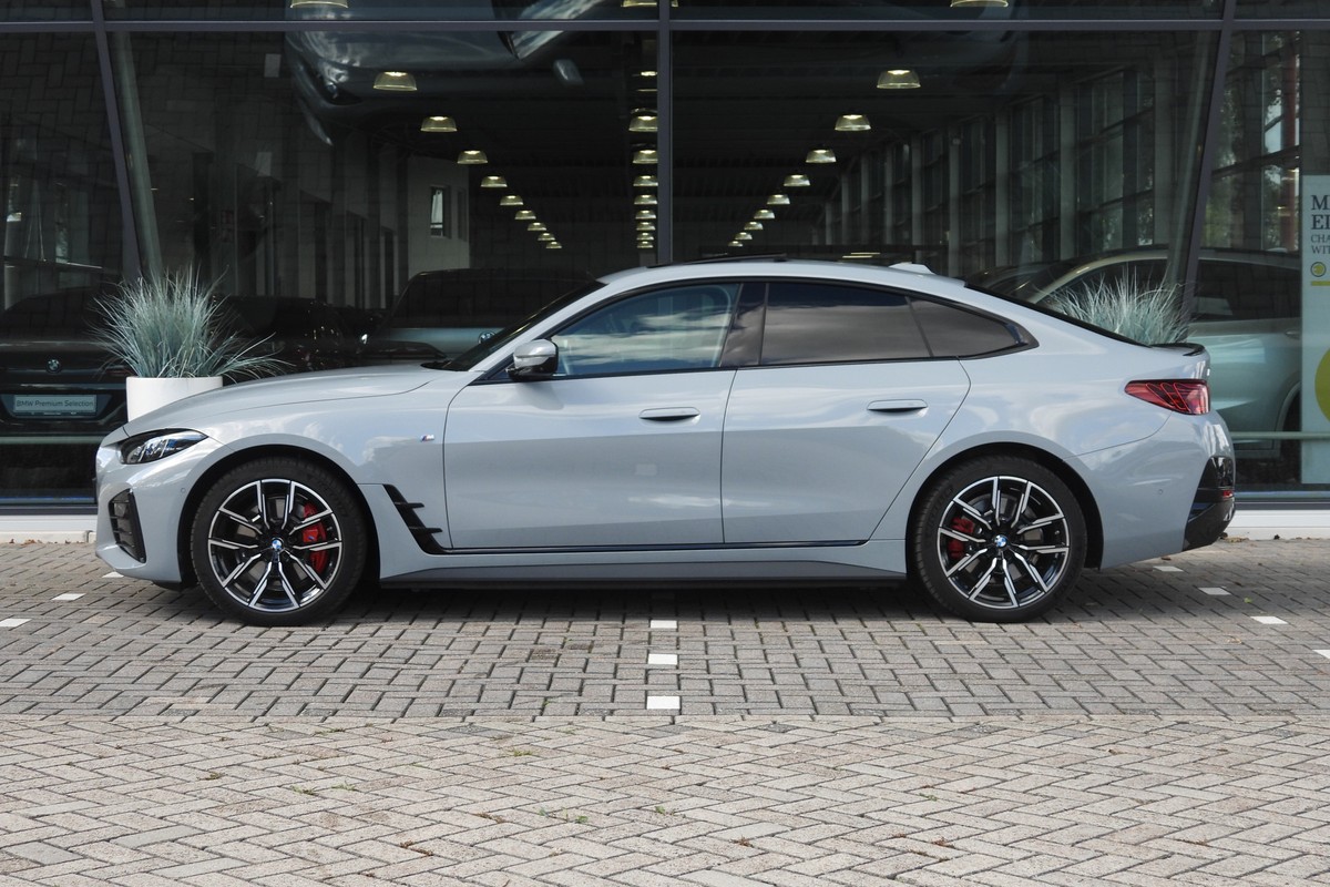 BMW i4