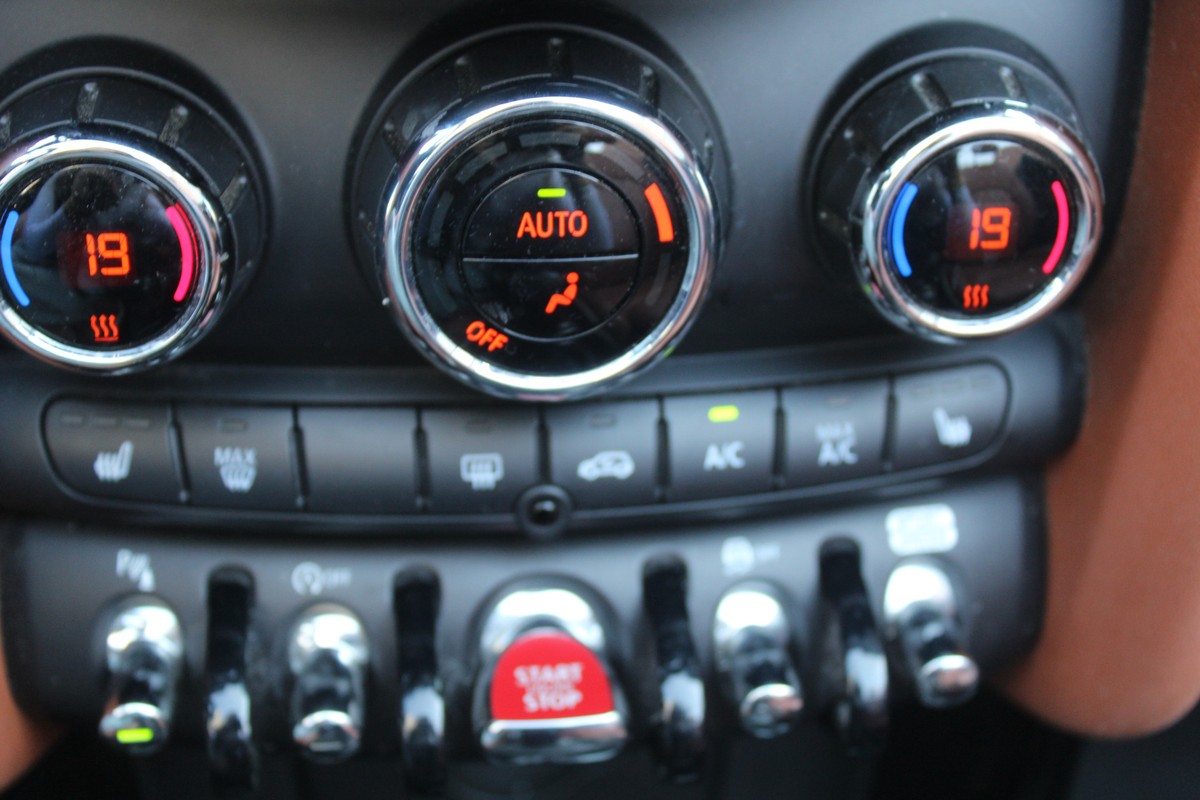 MINI Cooper Cabrio