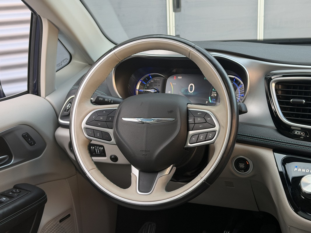 Chrysler Pacifica