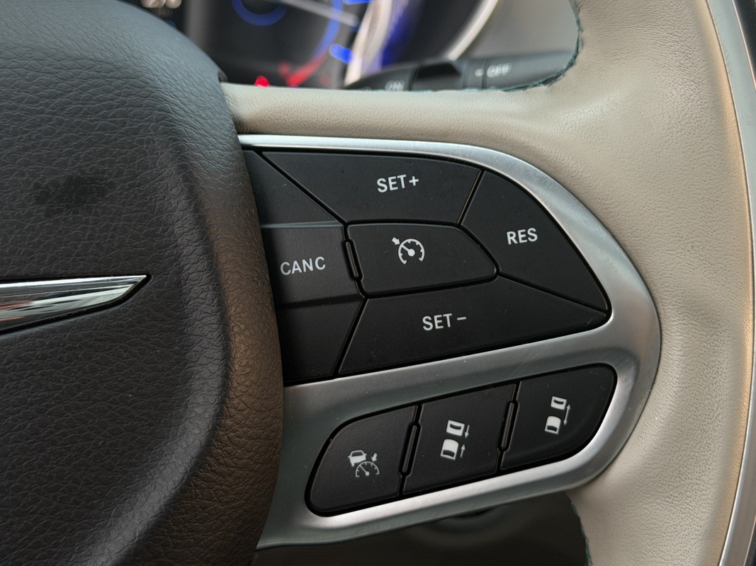 Chrysler Pacifica