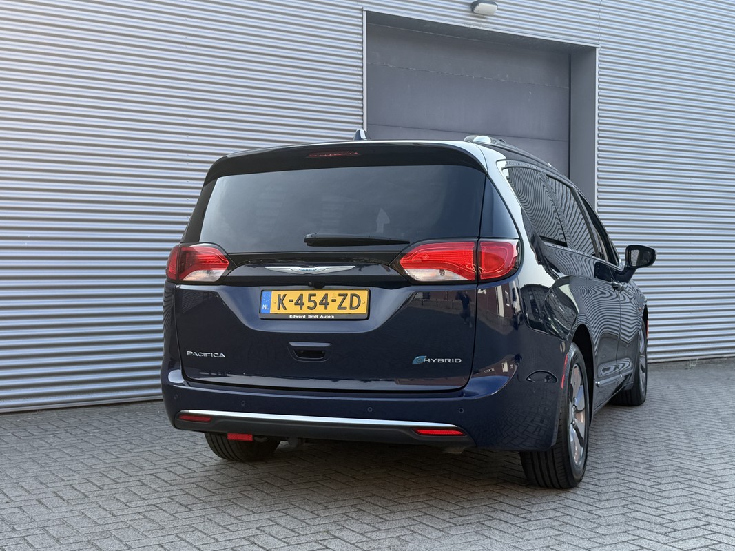 Chrysler Pacifica