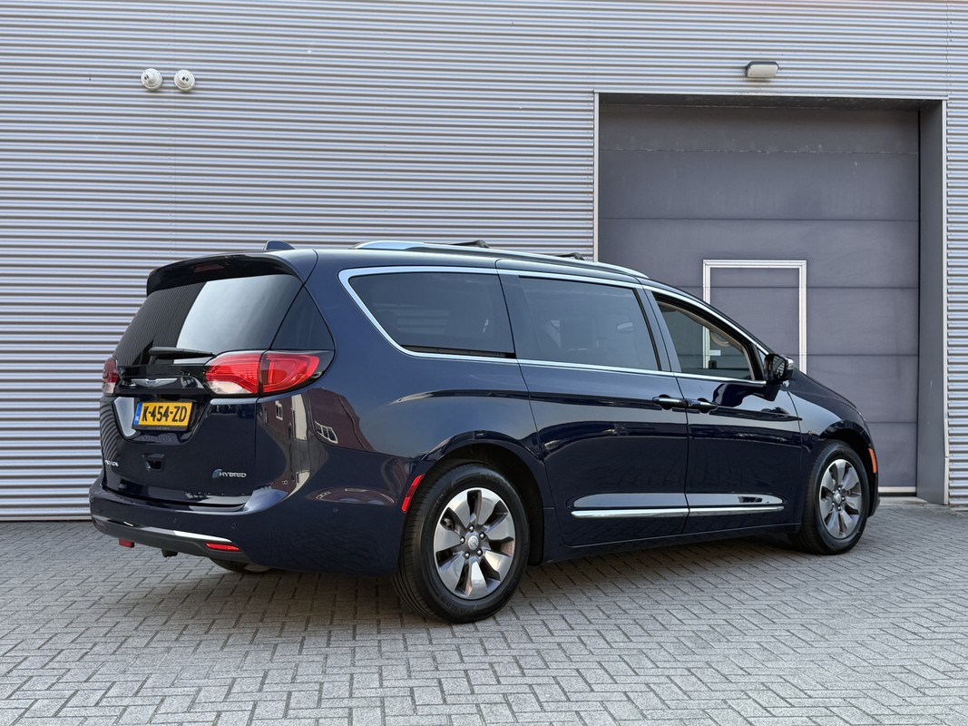 Chrysler Pacifica