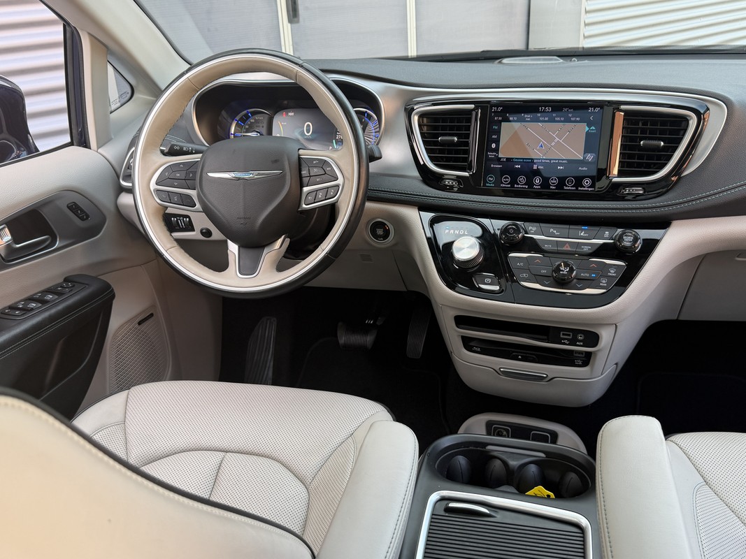 Chrysler Pacifica