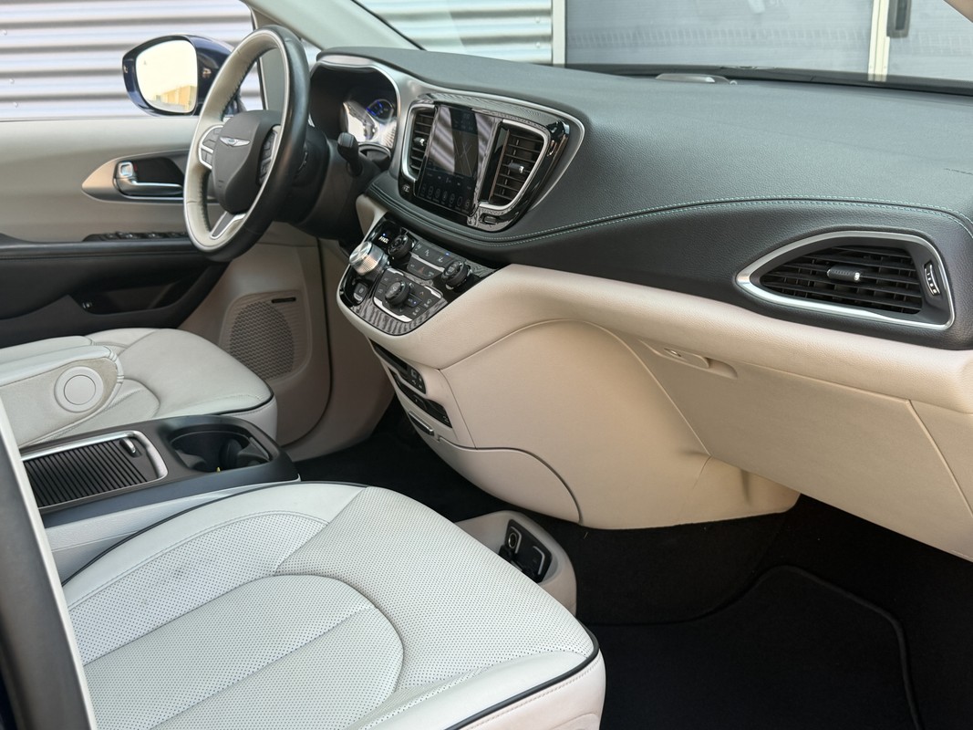 Chrysler Pacifica