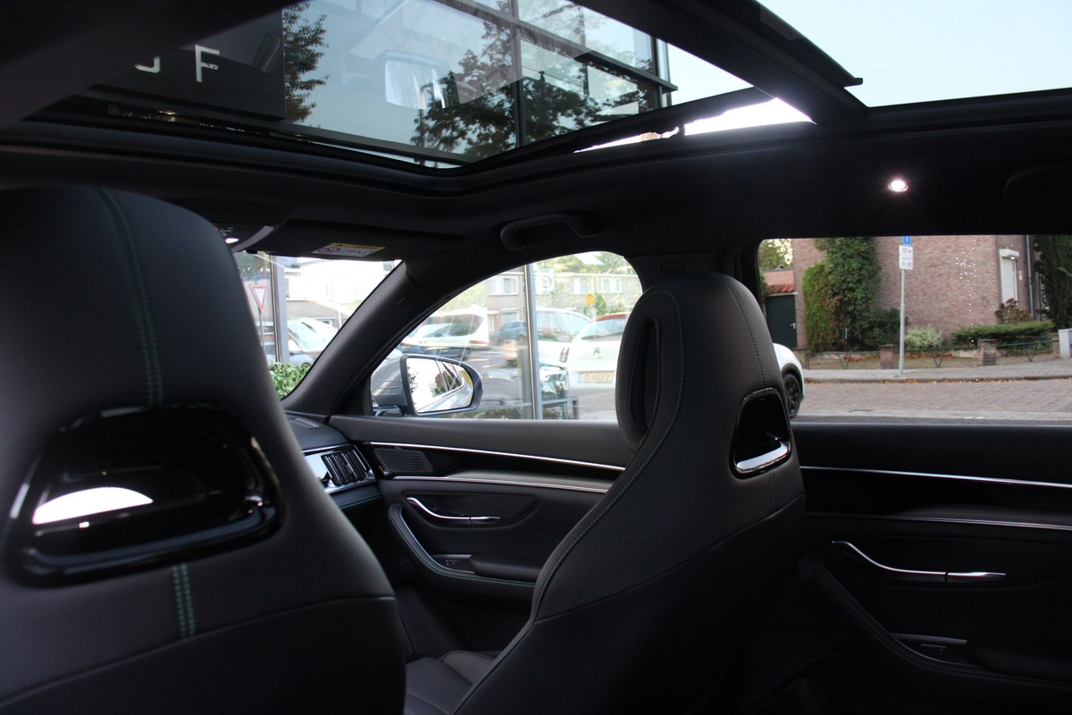 BYD SEAL U