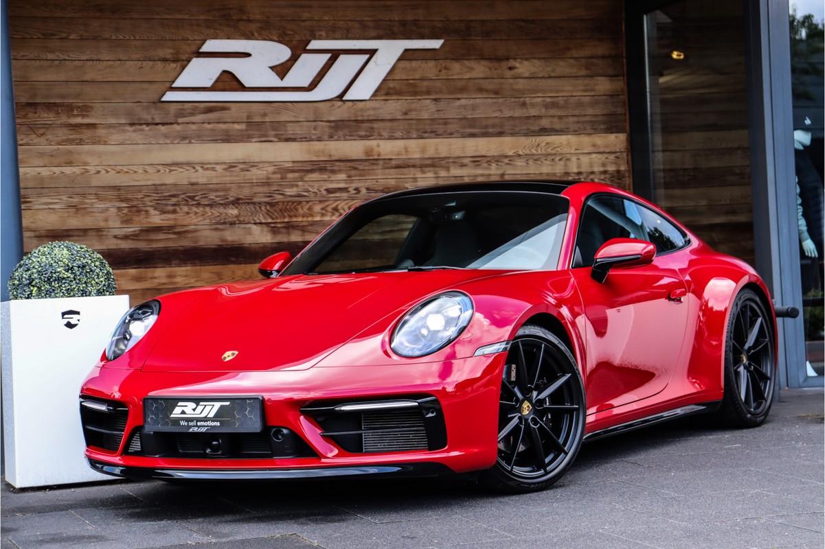 Porsche 911