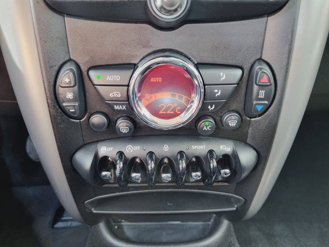 MINI Paceman