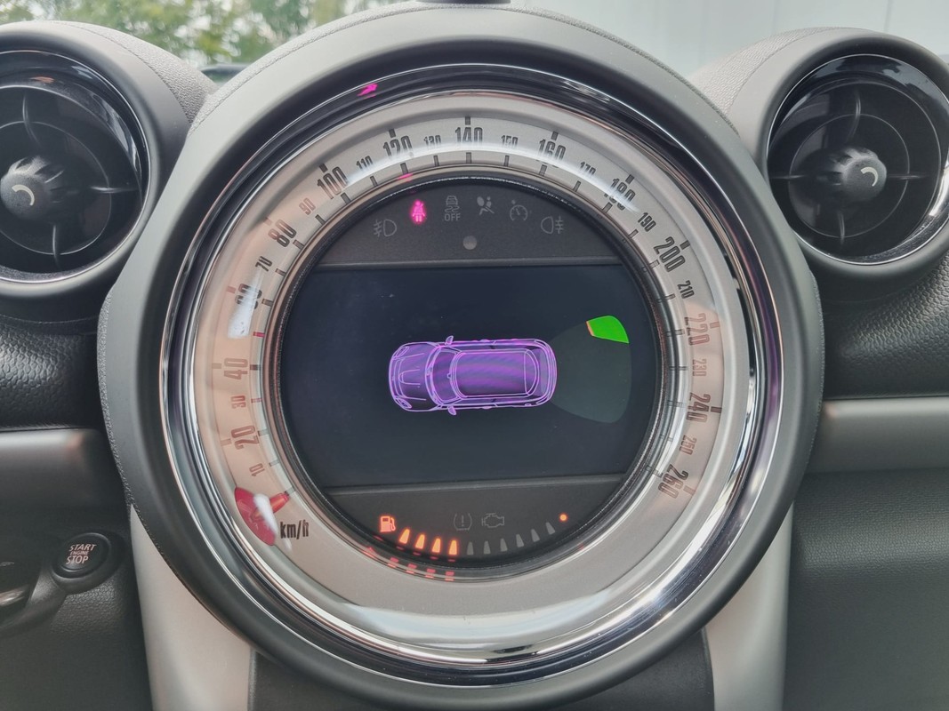 MINI Paceman