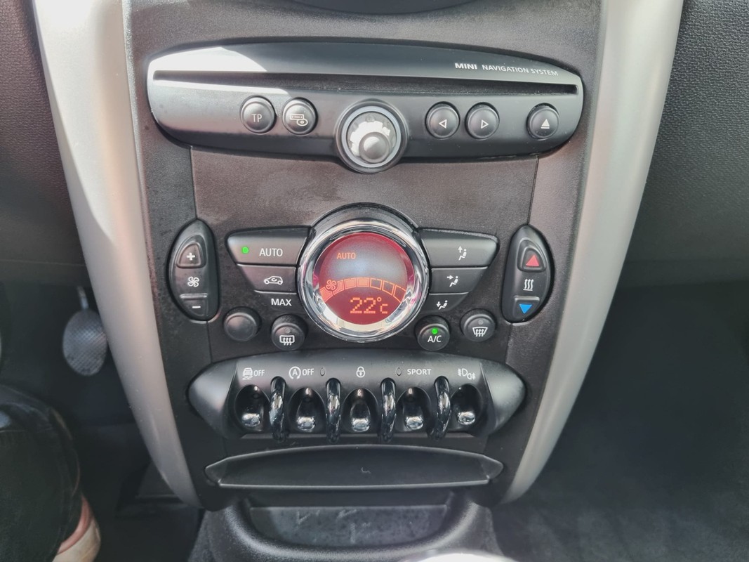 MINI Paceman