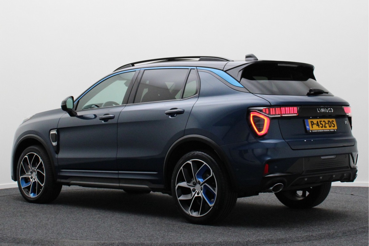 Lynk & Co 01