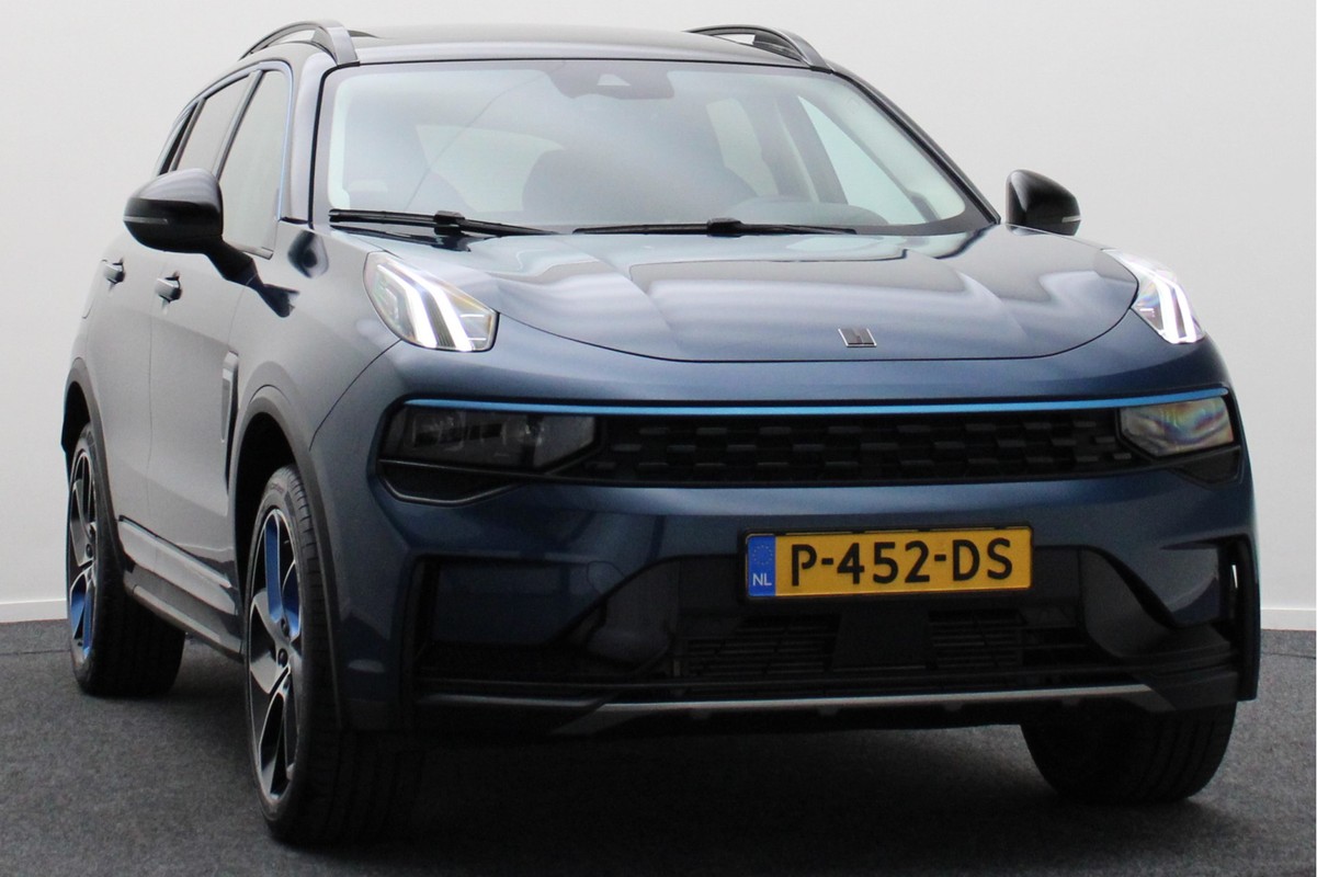 Lynk & Co 01