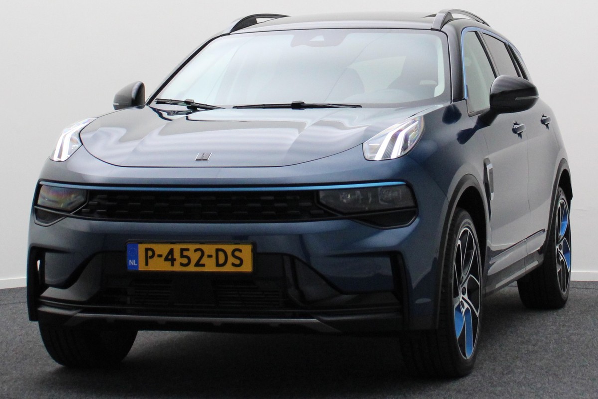 Lynk & Co 01