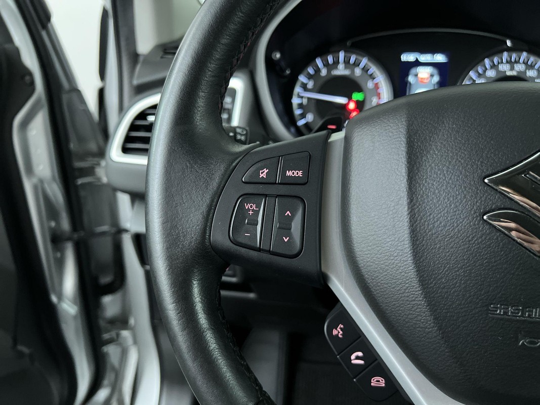 Suzuki S-Cross