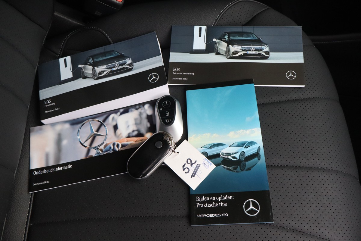 Mercedes-Benz EQS