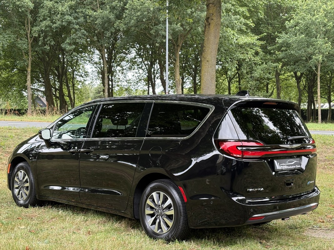 Chrysler Pacifica