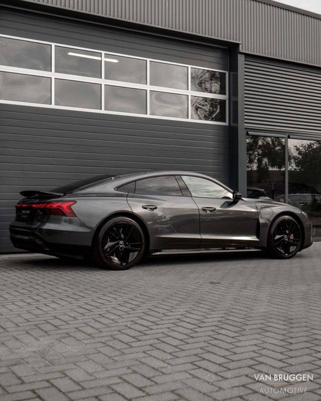 Audi e-tron GT