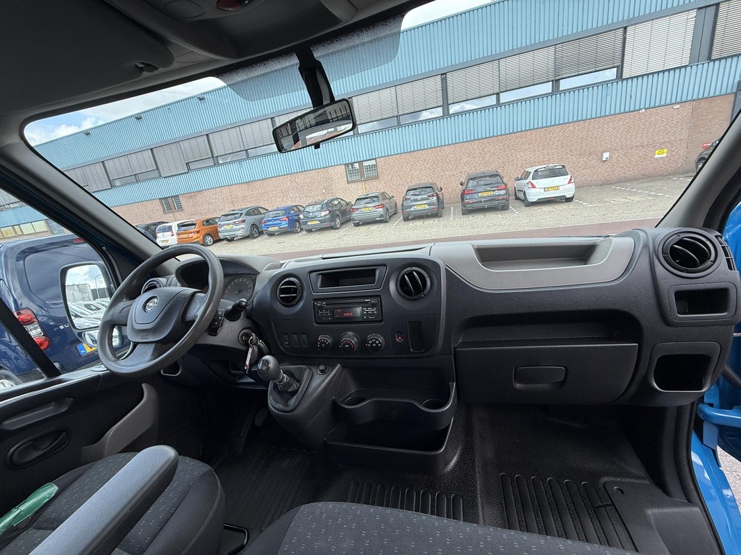 Opel Movano