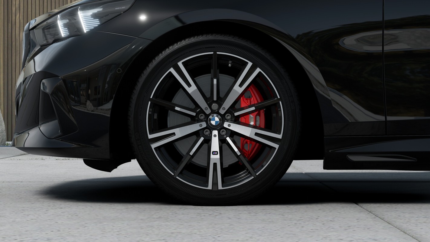 BMW i5
