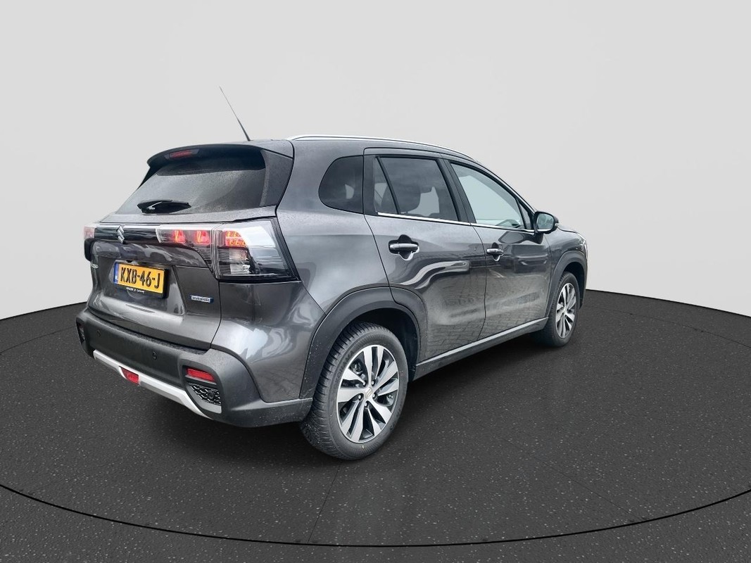 Suzuki S-Cross